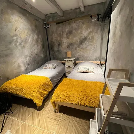 Dom Fotografa W Modrzewiach * Wlen