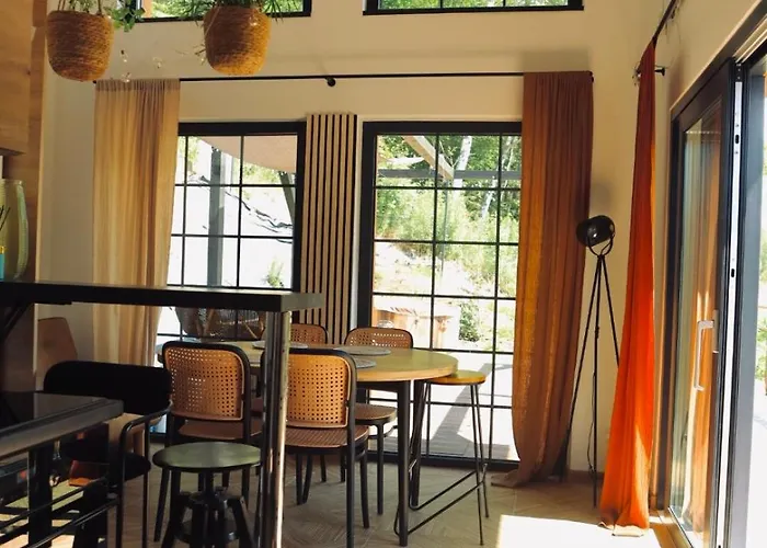 Dom wakacyjny Dom Fotografa W Modrzewiach Wlen